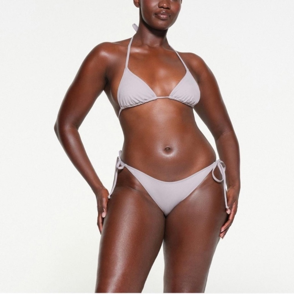 SKIMS Triangle Bikini Top
